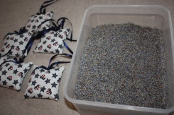Sachets & container of lavender